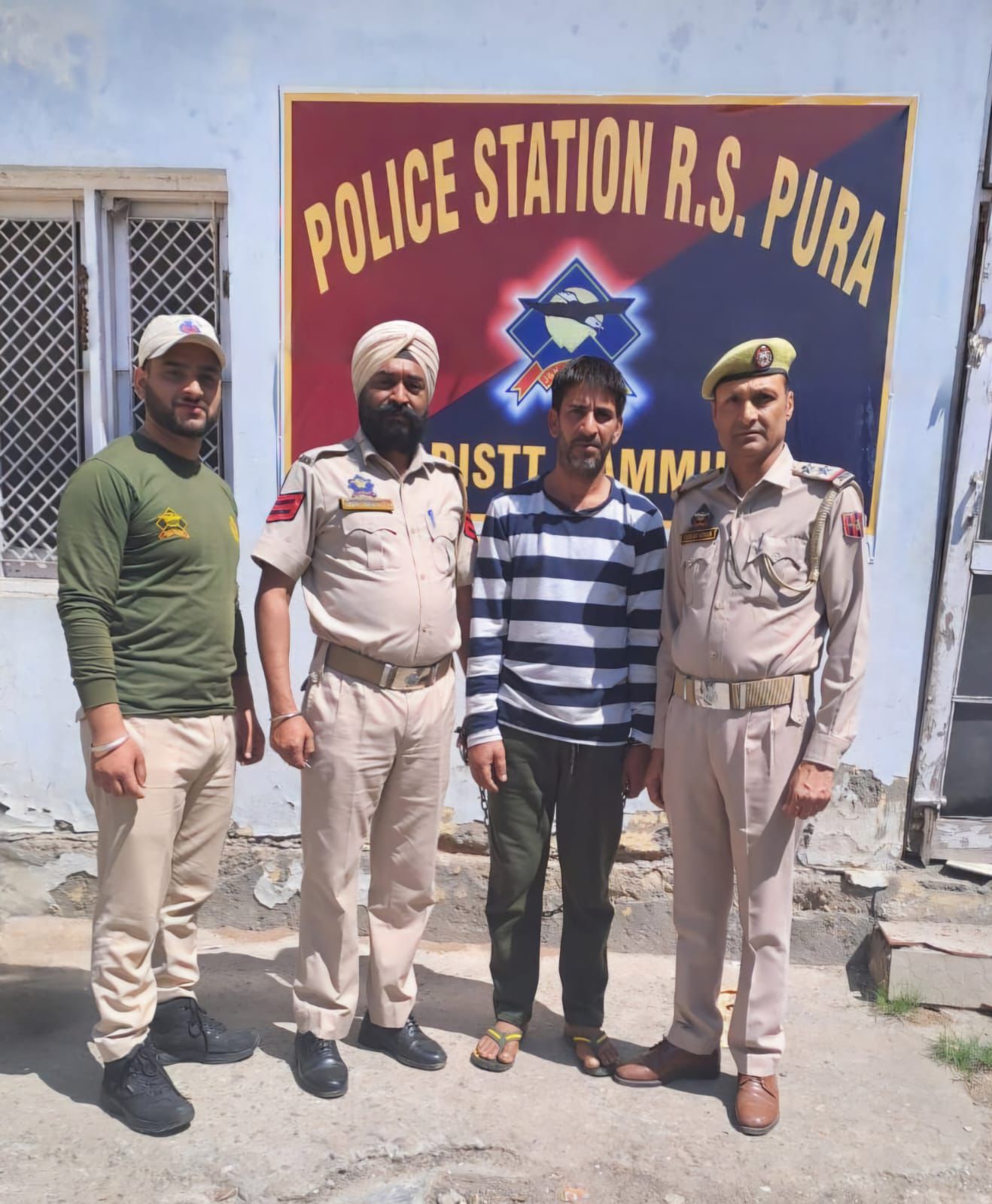 Notorious Drug peddler Narinder Pal @Bulla, of RS Pura, booked under PIT NDPS Act by Jammu Police